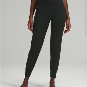 Lululemon align joggers …. Never worn